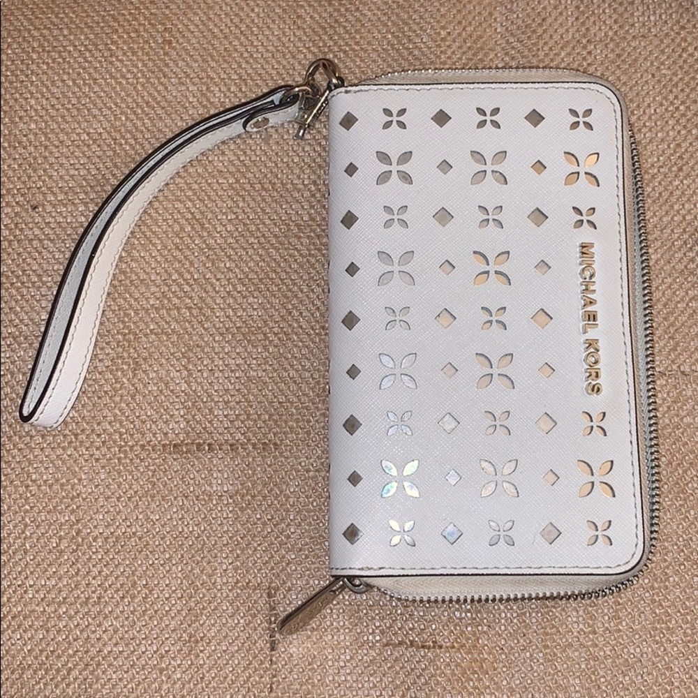 Michael Kors wristlet